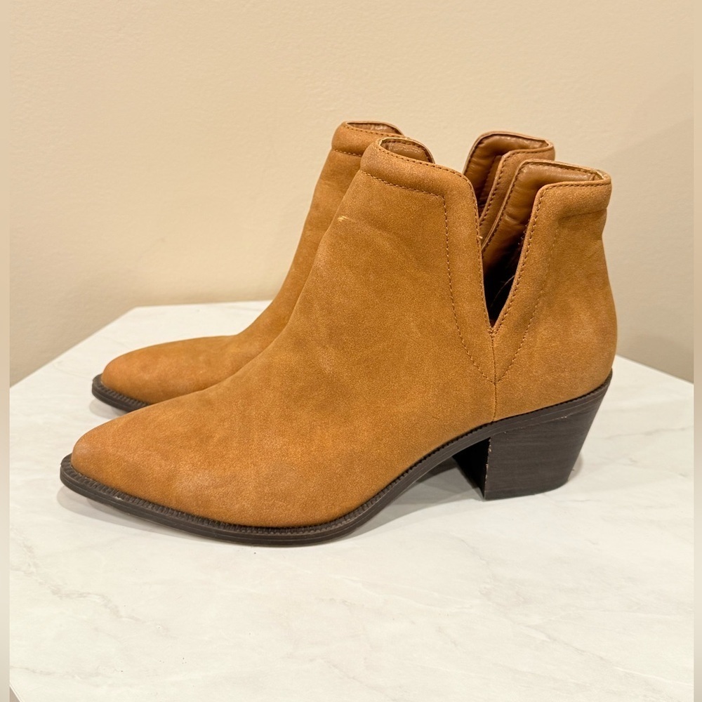 🔥American Eagle Tan Suede Ankle Boots Sz 6 🔥